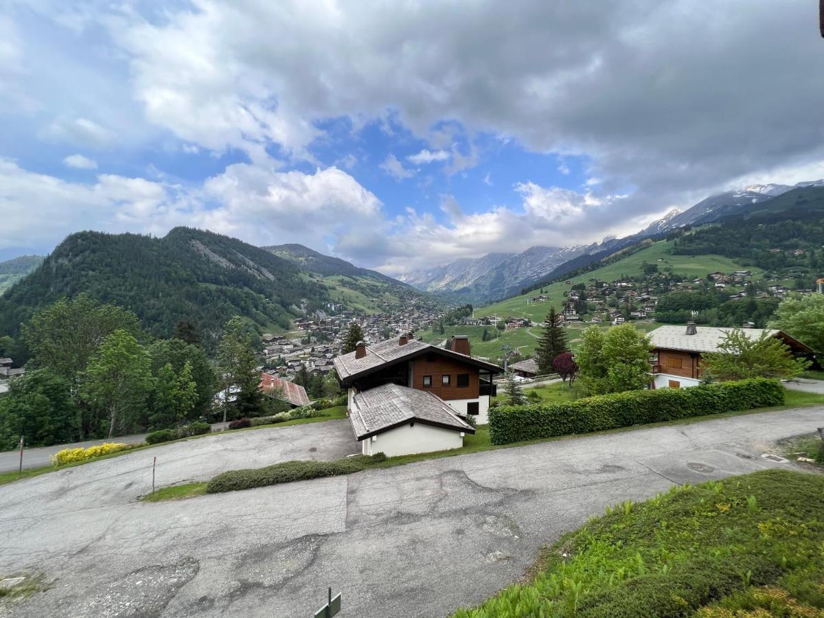 Appartement Richemont 10 - proche pistes et belle vue à La Clusaz Extérieur photo